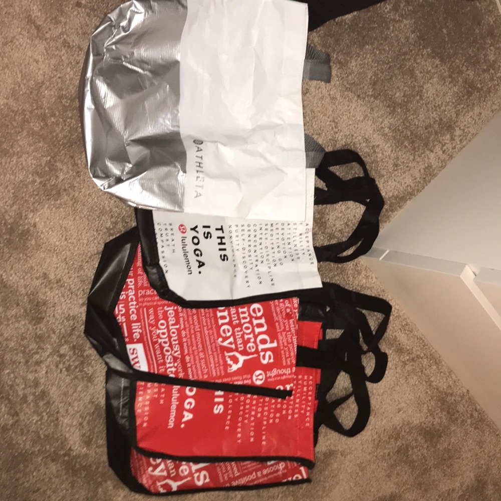 5 lululemon bags